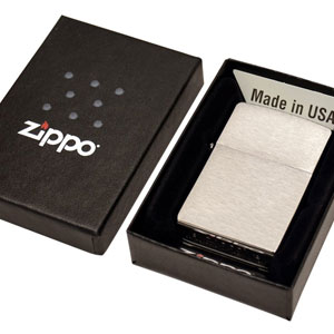 Gavetips: Zippo-lighter med gravering